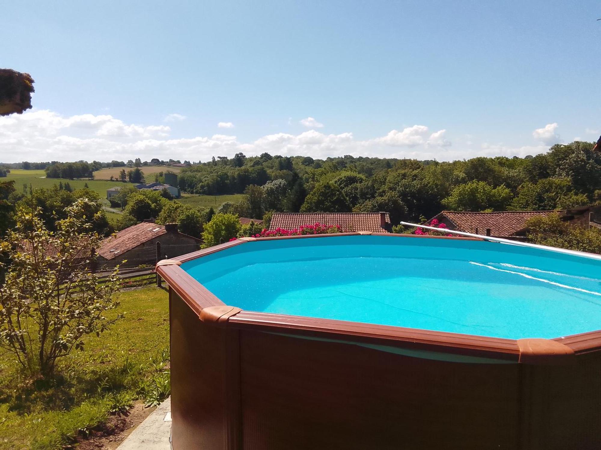 Cottage By The Chateau With Pool In National Parc Les Salles-Lavauguyon Kültér fotó